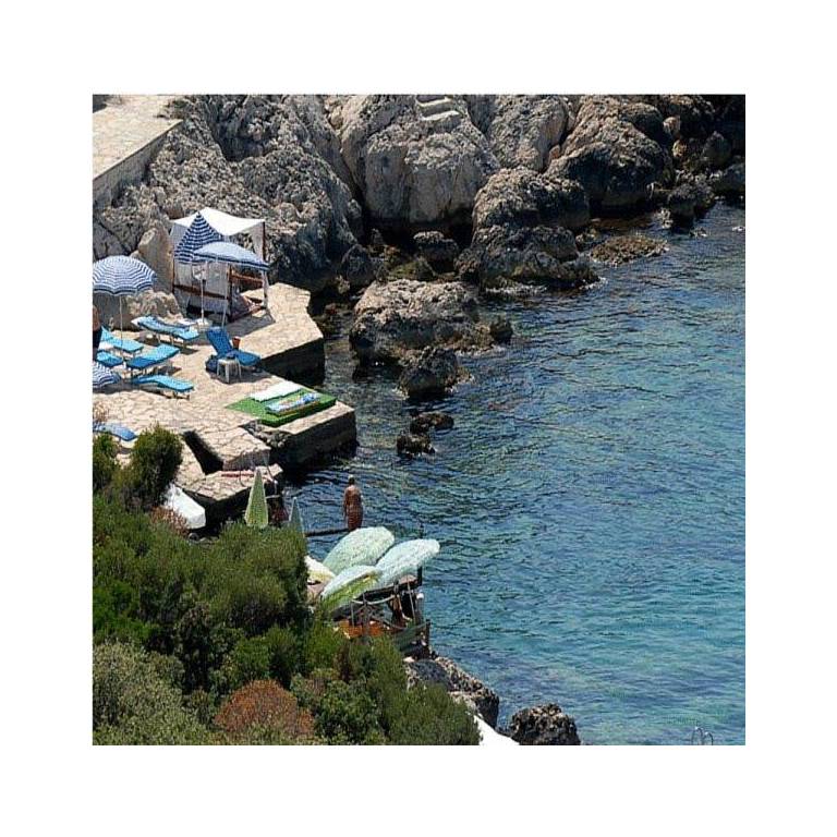 Thetis Hotel