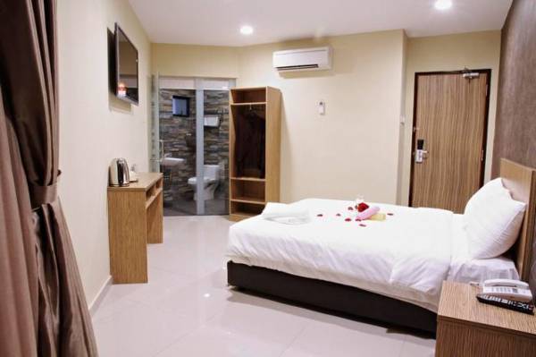 Izumi Hotel @ 2 2* Малайзия, Сери-Кембанган