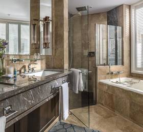 Отдых в Four Seasons Hotel Singapore - Сингапур, Сингапур