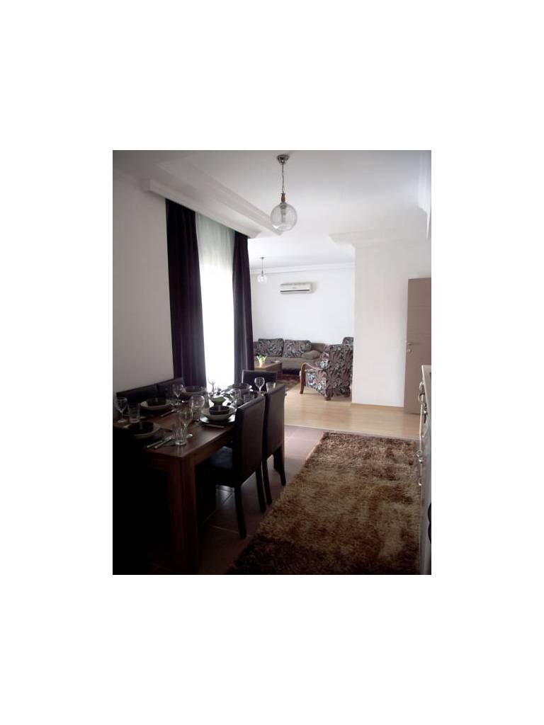 Roza Apartments