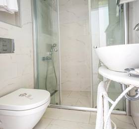 Club capa Hotel в Каше