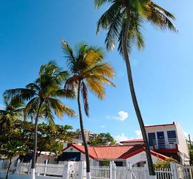 Tres Palmas Inn в Сан-Хуане