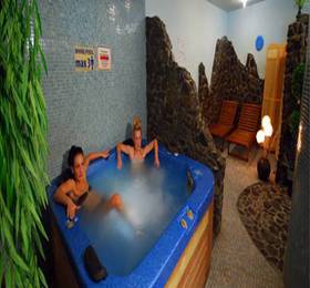 Relax Hotel Fim в Ясне