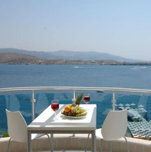 Aura Residence