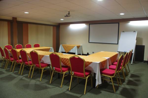 Hotel Robledal 3*