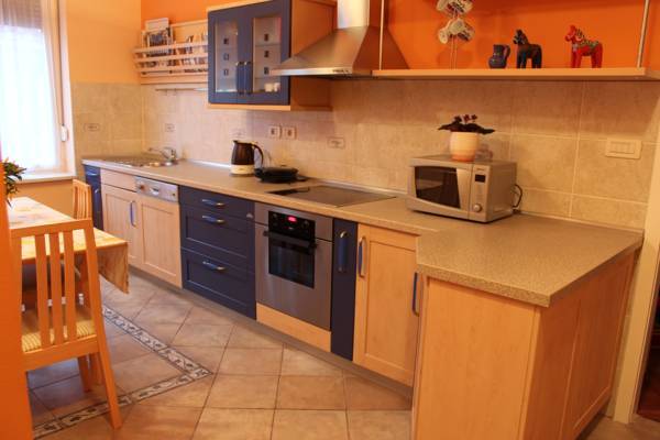 Apartments Lia 3* Словения, Кобарид