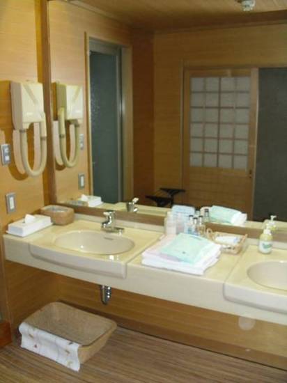 Hotel Kan-ichi 4* Япония, Атами