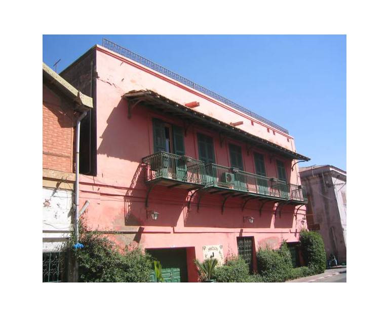 La Maison Rose