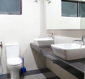 A & F Homestay в Петалинг-Джой
