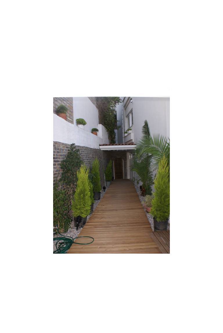 Flat 12 Apart