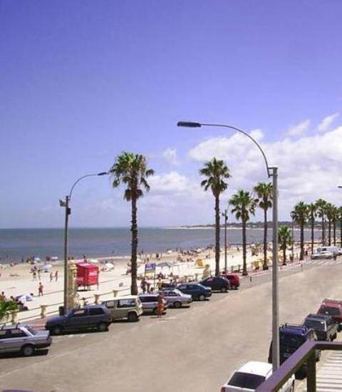 Hotel Genoves
