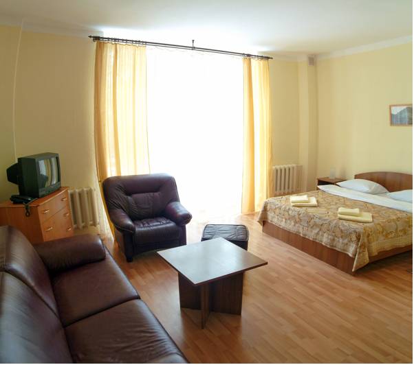 Отель Поворот