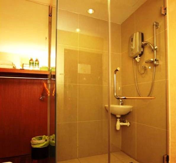 Country Hotel 2* Малайзия, Кланг