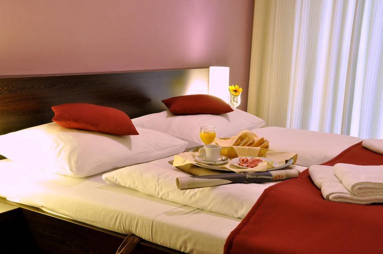 Hotel Crocus