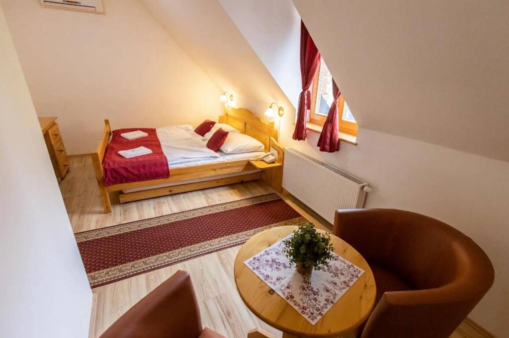 Hotel Koliba 3*