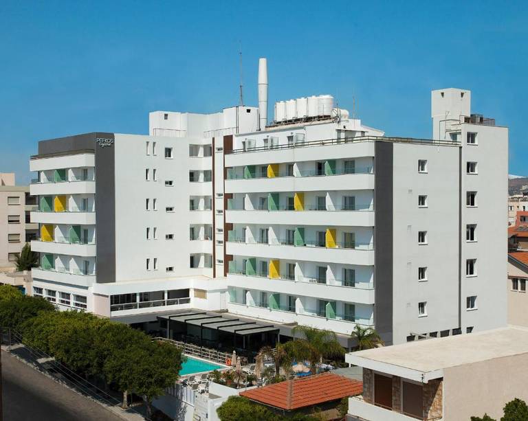 Pefkos