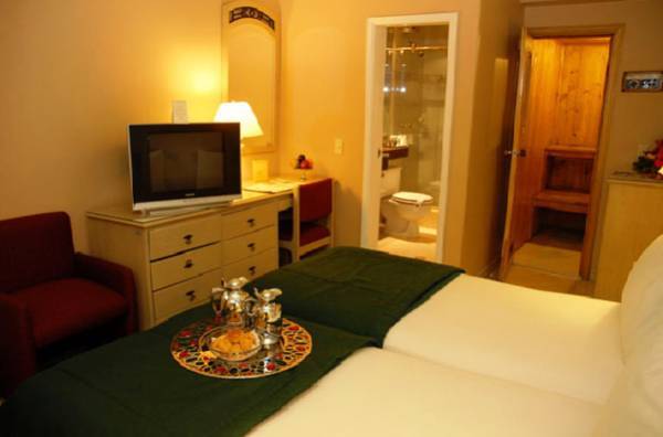 Caviar Hotel 3* Колумбия, Богота