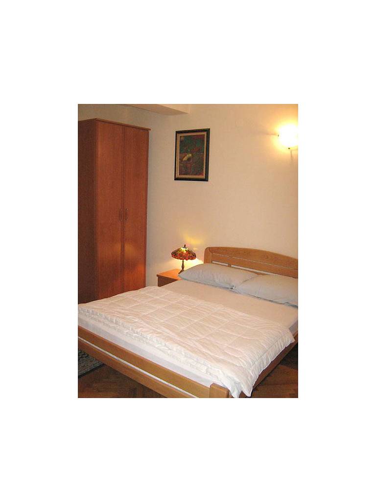 Marina Rooms