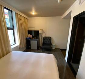 Queens Hotel в Тайбэе