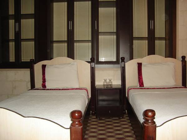 Urhay Hotel
