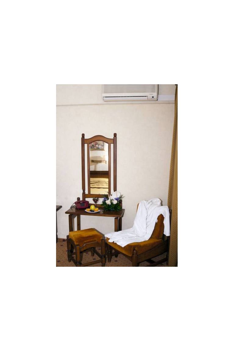 Hotel Tiara