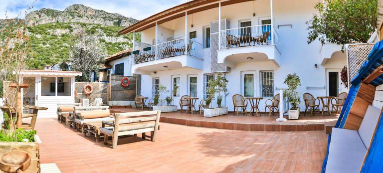 Cinar Hotel