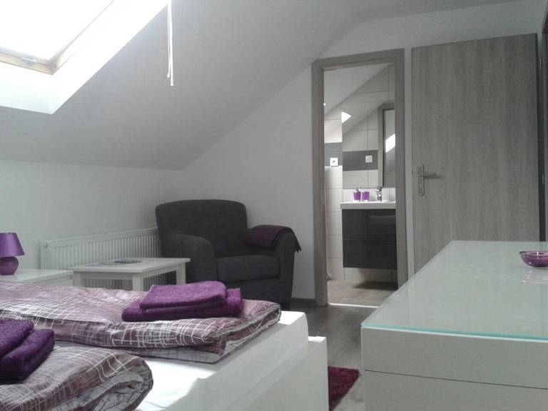 Privat Nisa