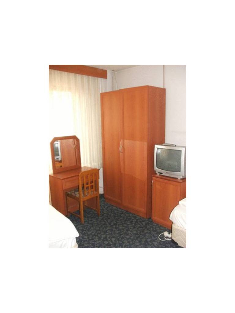 Ferah Hotel