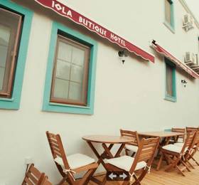 iola Hotel в Бозджааде