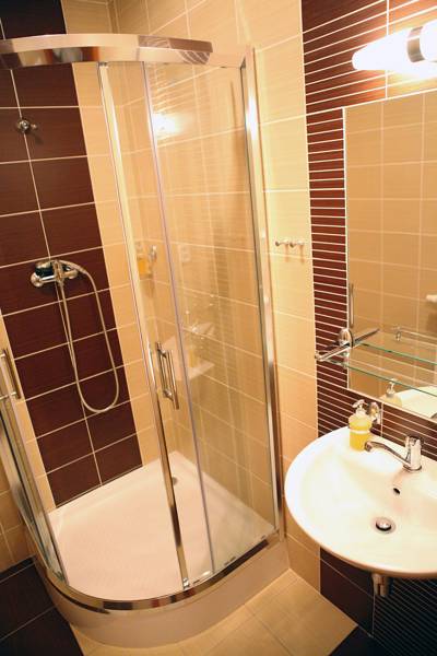 Hotel Fitt 3*