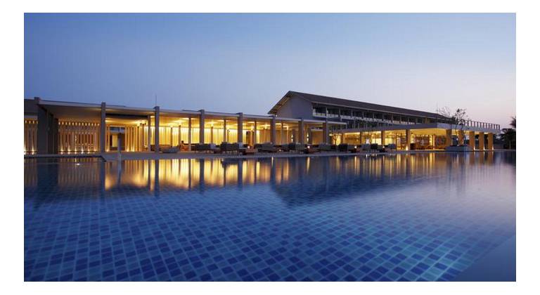 Centara Passikudah Resort & Spa