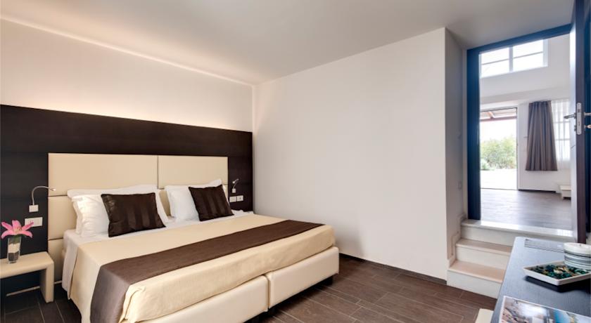 Barcelo Hydra Beach Resort 5*