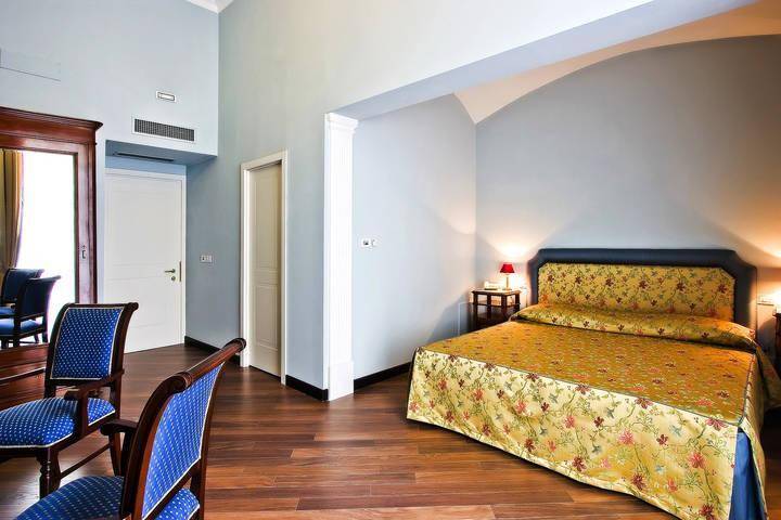 Decumani Hotel De Charme 3* Италия, Неаполь