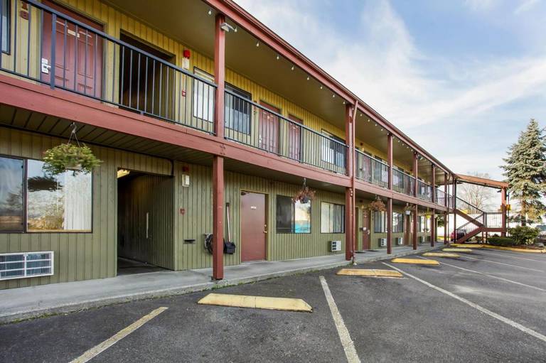 Arlington Motor Inn