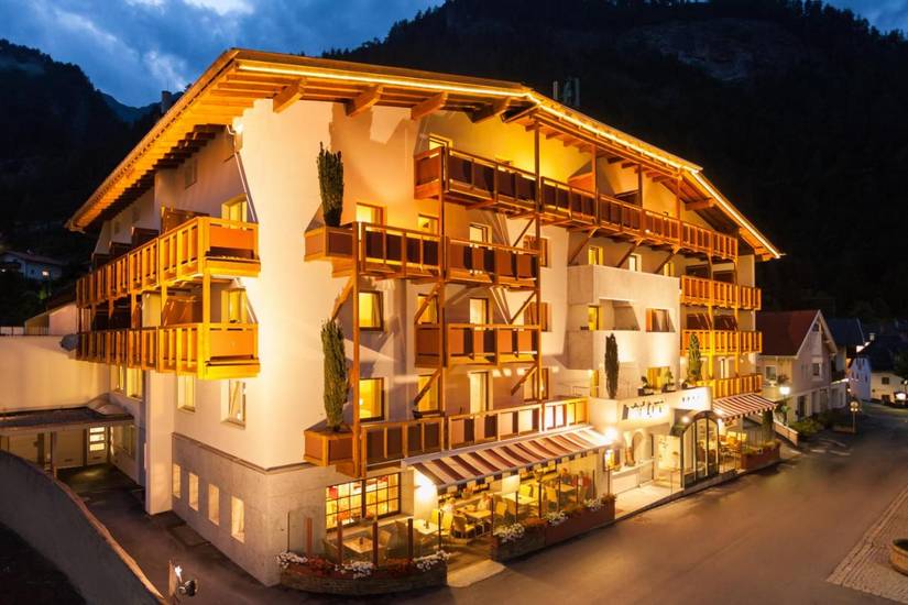 Hotel Tyrol 3* Австрия, Пфундс