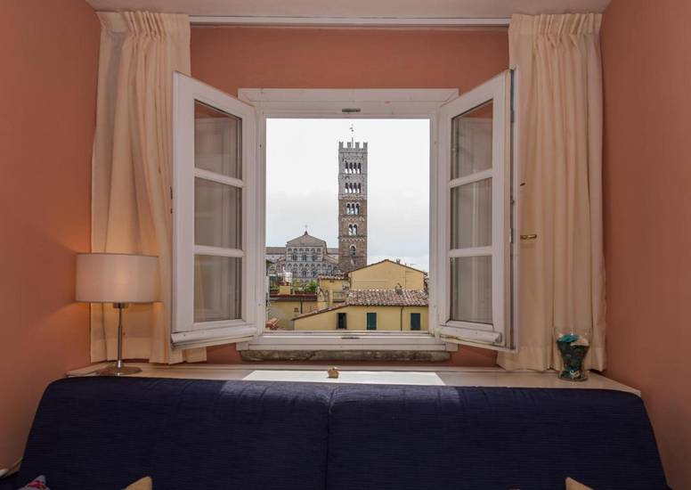 Residence il Duomo Италия, Лукка