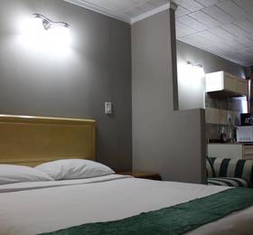Ritz Inn Niagara & Wedding Chapel в Ниагарском водопаде