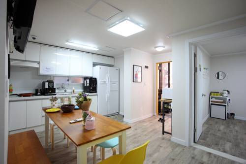 24 Guesthouse Itaewon 2* Южная Корея, Сеул