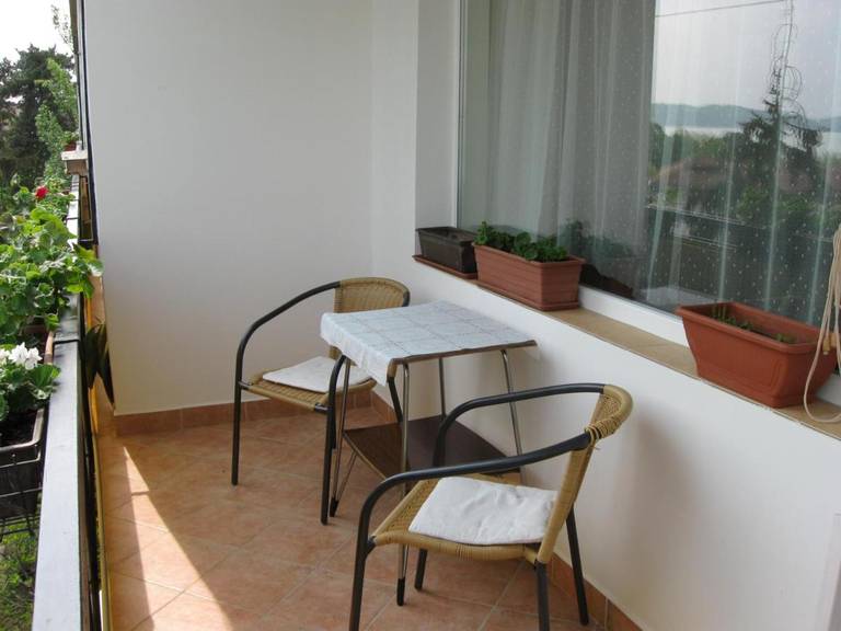 Liliom Apartments Balatonfured