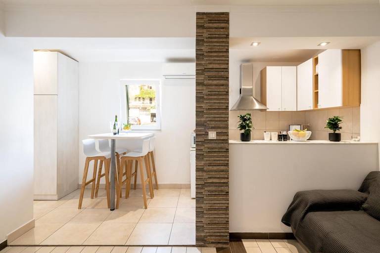 Studio Apartment La Luna