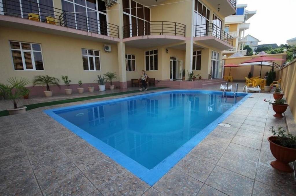 Hotel Niagara Falls 2*