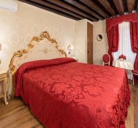 Residenza La Loggia в Венеции