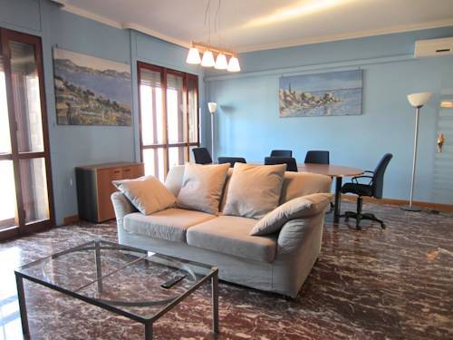 Temporary House - Milan Stazione Centrale Италия, Милан
