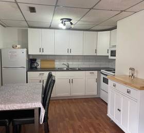 316 Patricia Street Accommodation в Джаспере