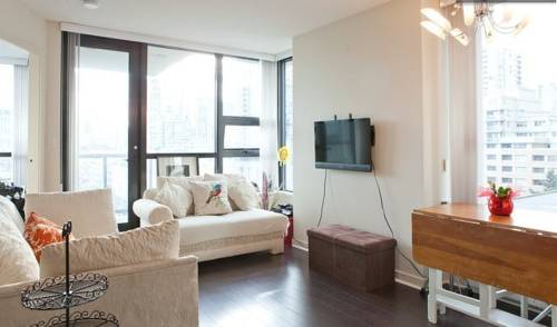 Art Deco Apartment