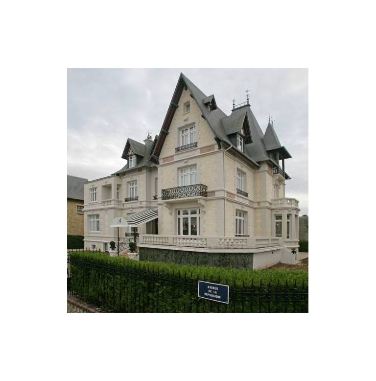 81 L'hotel