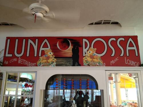 Alla Luna Rossa Resort Boracay