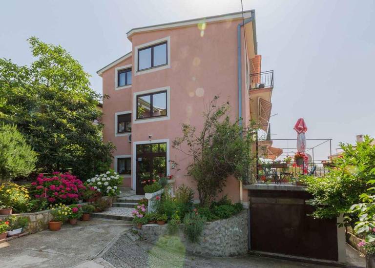 Two-Bedroom Apartment Crikvenica 44