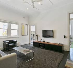 Jacques Avenue - A Bondi Beach Holiday Home в Сиднее
