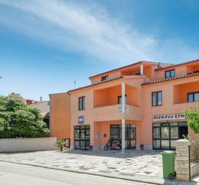 Holiday Home & Apartments Primavera в Пуле